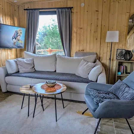 Aa Pine Vikendica Za Izdavanje U Srcu Zapadne Srbije Alpesi faház *