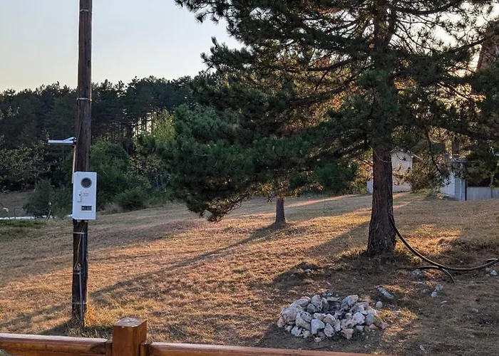 Aa Pine Vikendica Za Izdavanje U Srcu Zapadne Srbije シャレー *